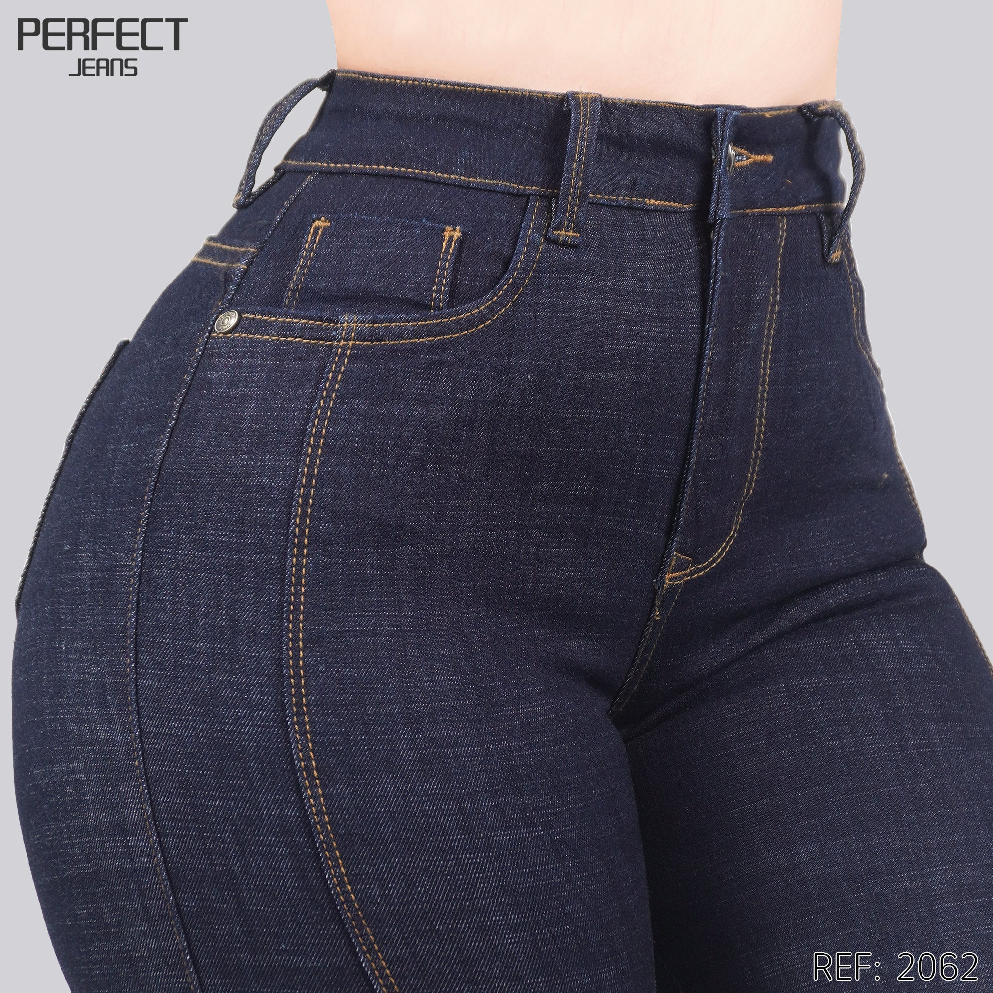 Jeans Skinny Flare Tiro Alto 2062