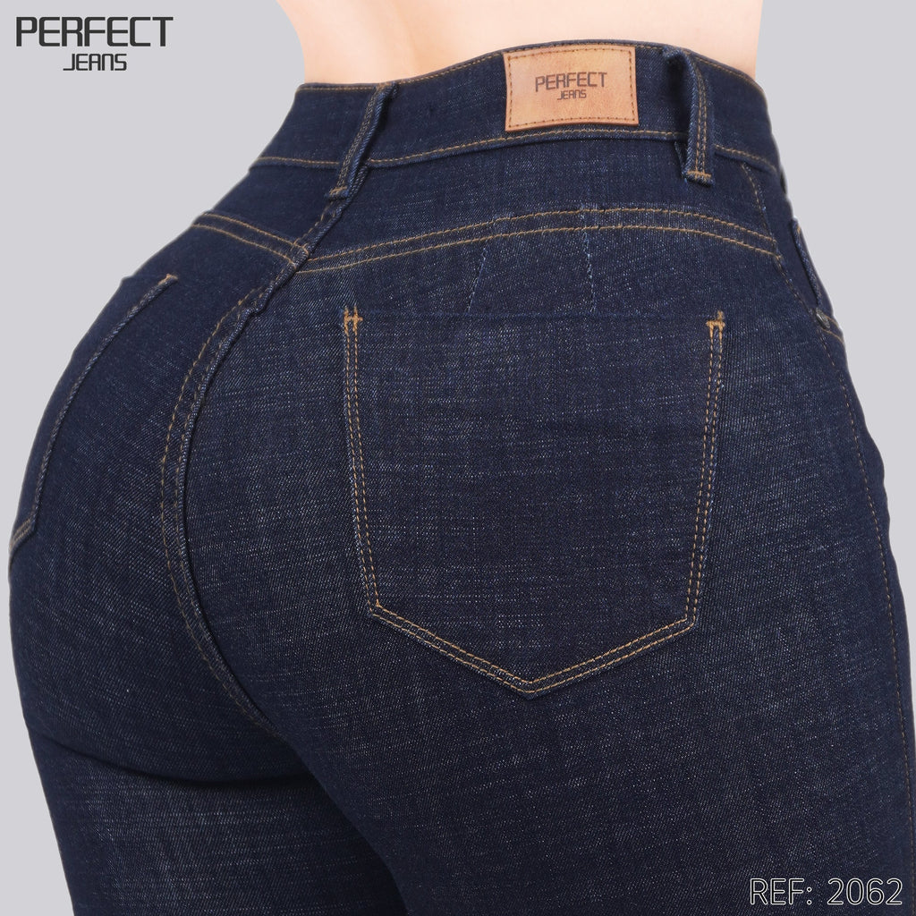 Jeans Skinny Flare Tiro Alto 2062
