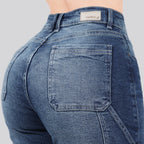 Jeans Straight Semirrígido Tiro Alto 7400