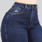 Jeans Straight Semirrígido Tiro Alto 7421