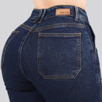 Jeans Straight Semirrígido Tiro Alto 7424