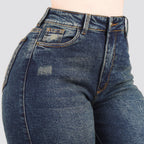 Jeans Straight Semirrígido Tiro Alto 8000
