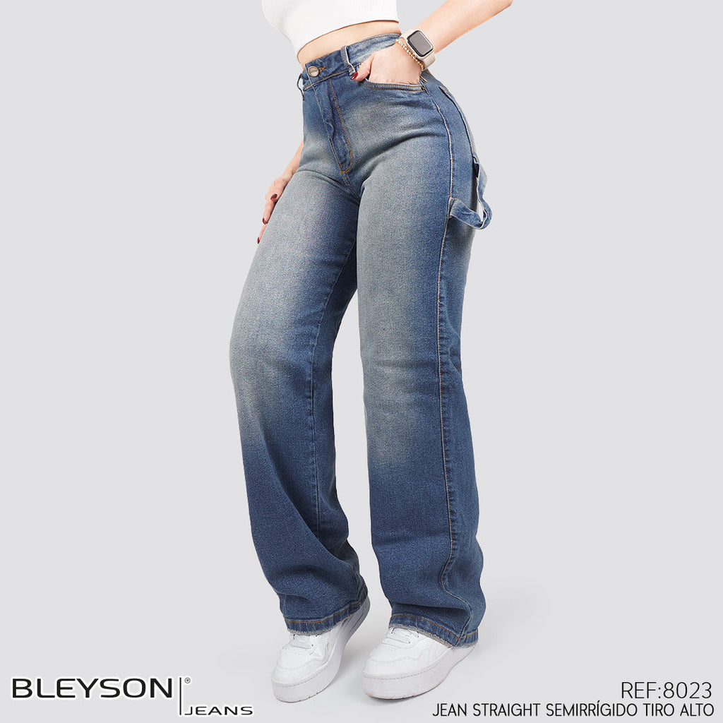 Jeans Straight Semirrígido Tiro Alto 8023
