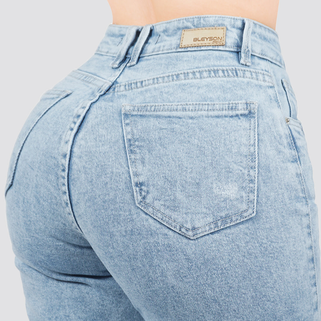 Jeans Straight Semirrígido Tiro Alto 8035